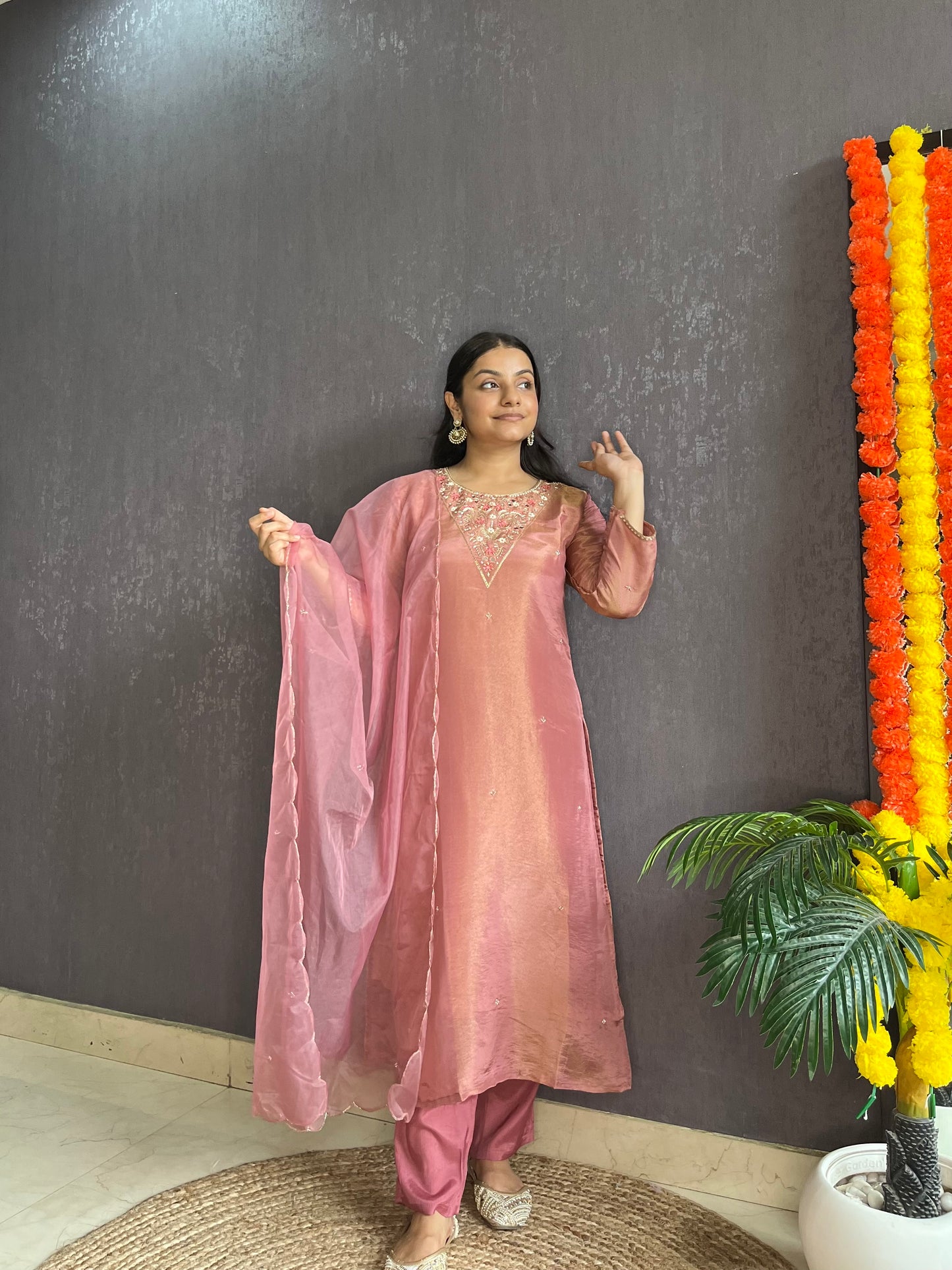Tissue silk Handwork suit set