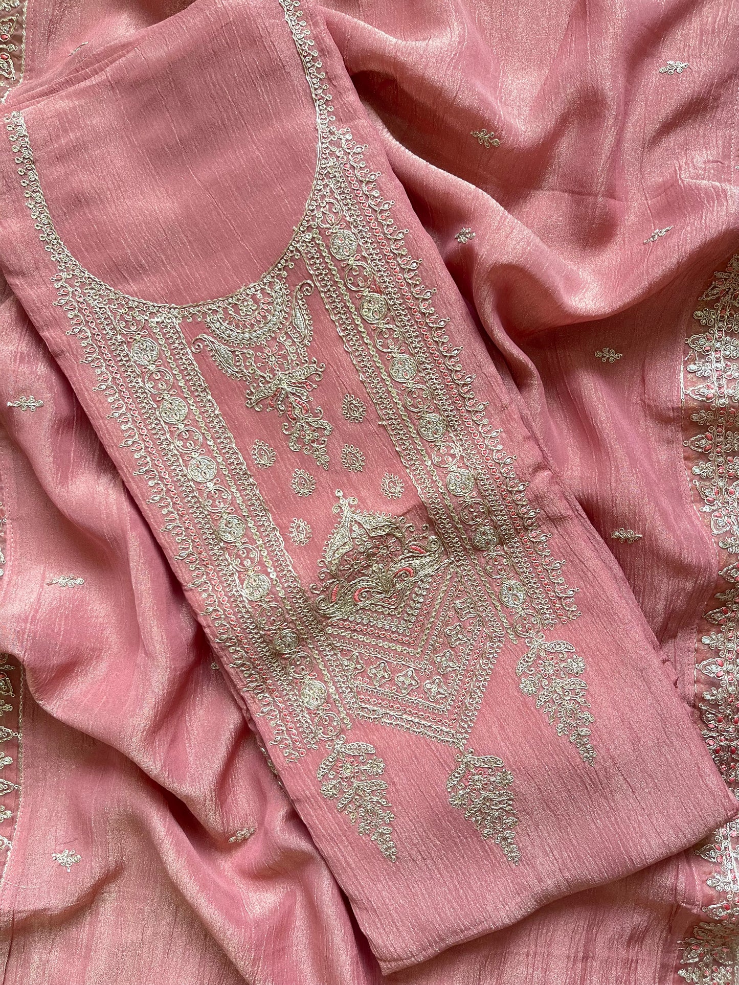 Crush tissue aari work suit