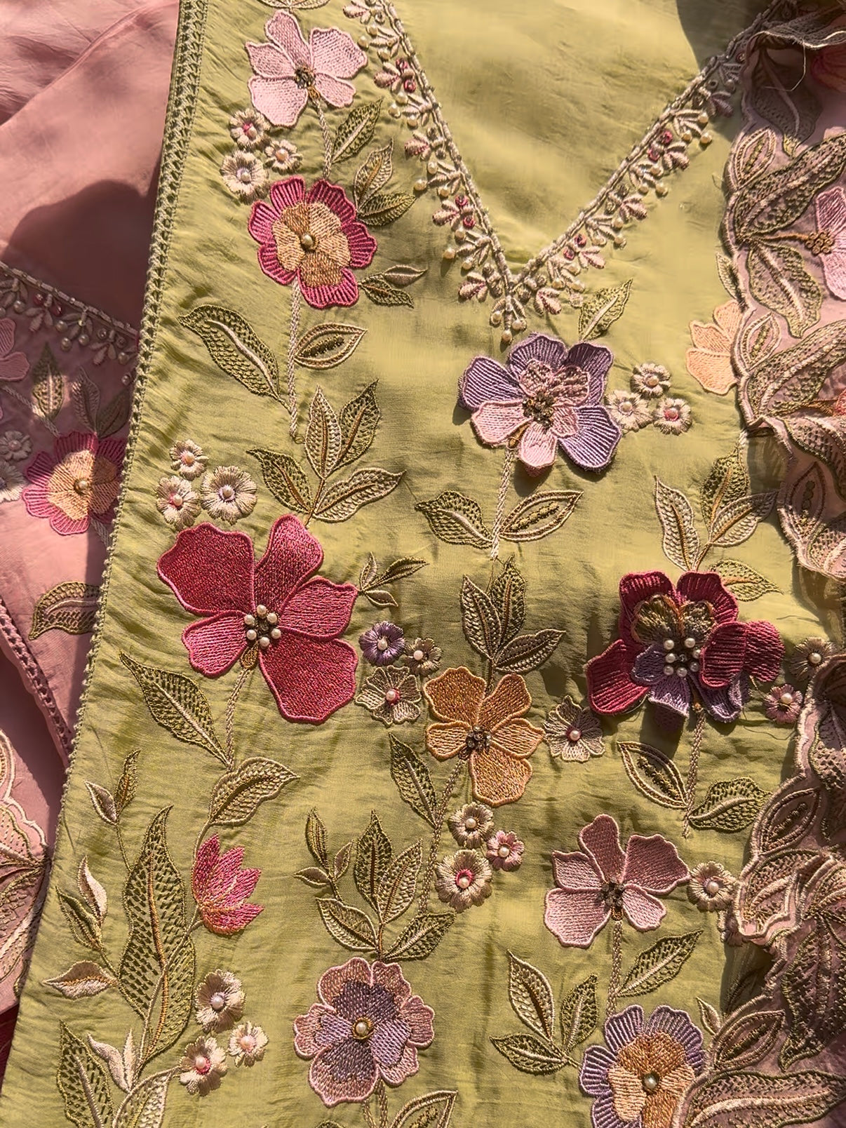 Luxurious organza appliqué work floral suit