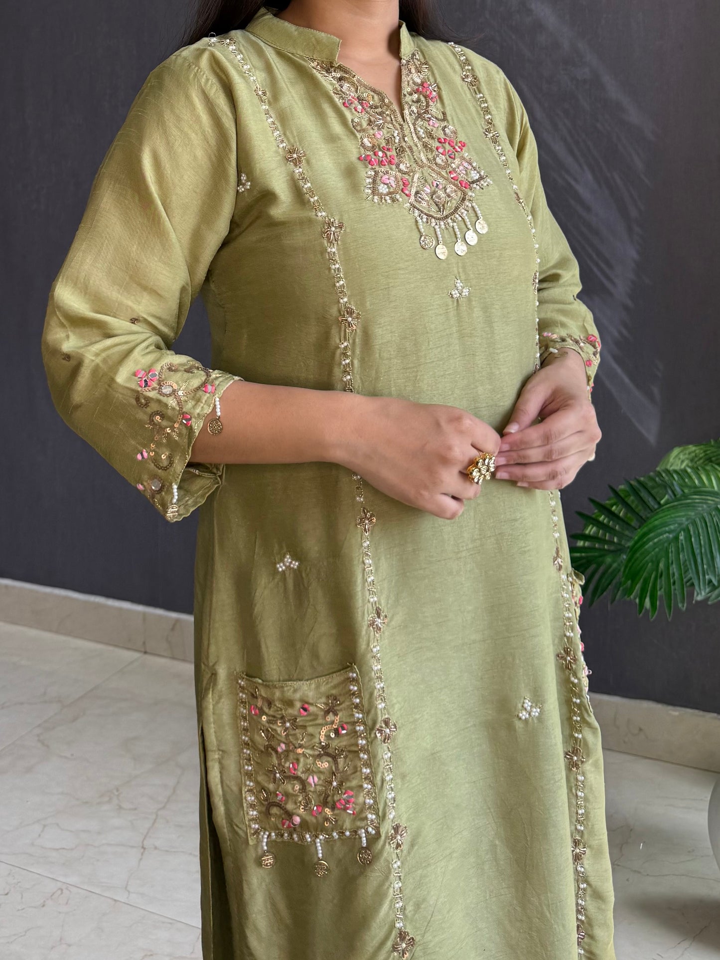 Handwork suit set