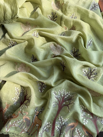 Luxurious Mul chanderi deers swans suit