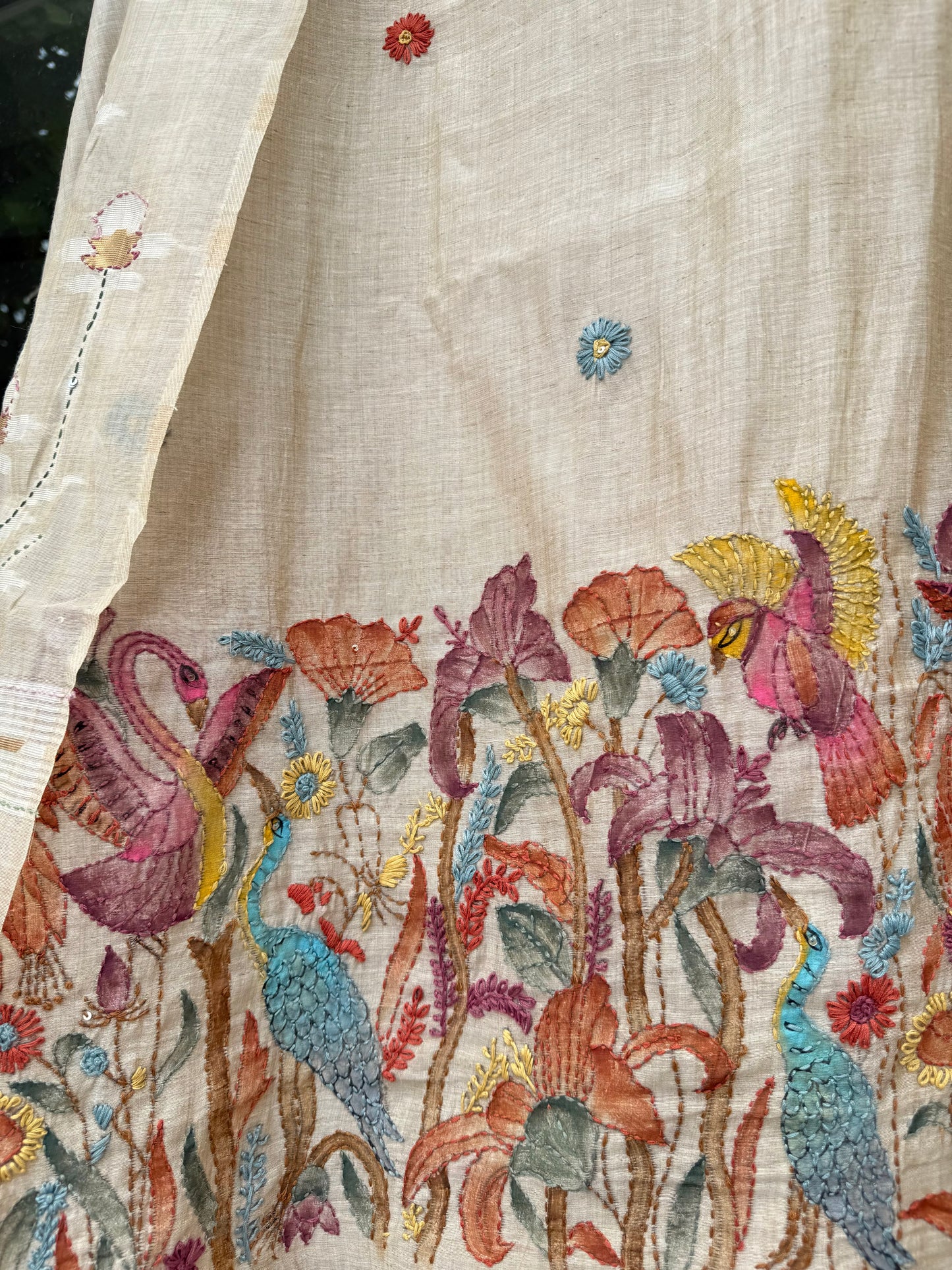 Linen handpainted frenchknot suit