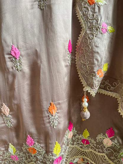 Luxurious Gotapatti silk suit