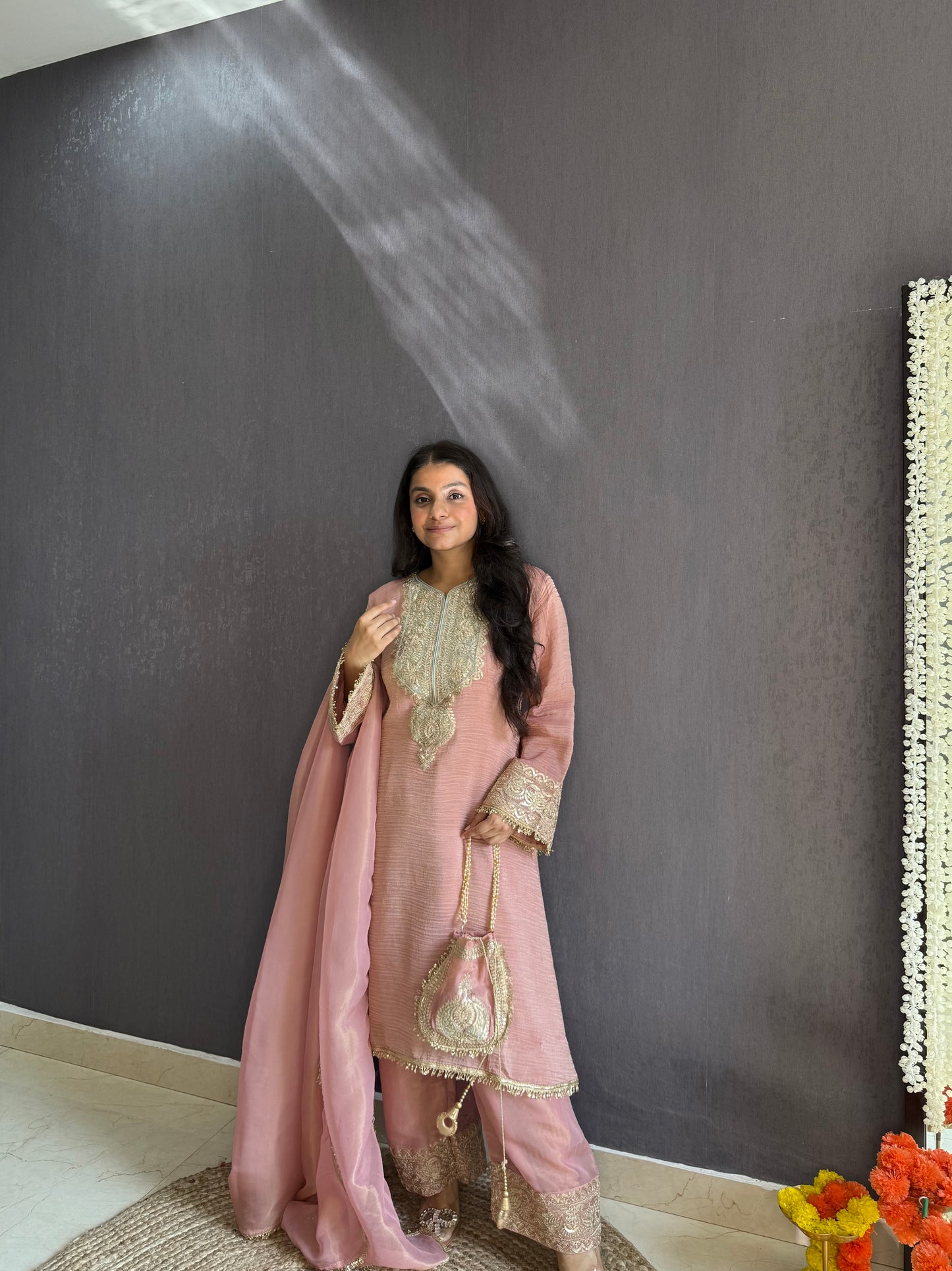 Luxurious crush tissue aari work set