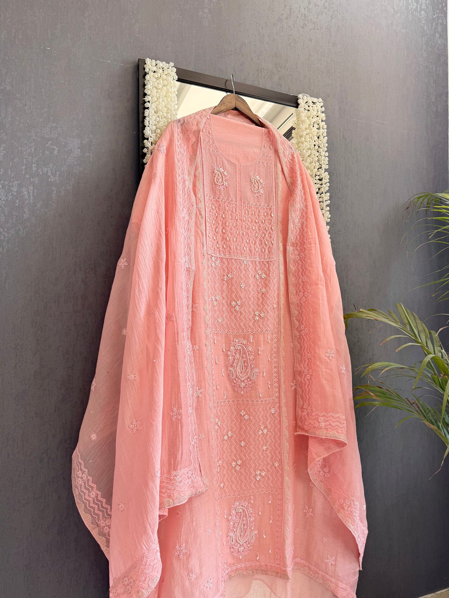 Luxurious Mul chanderi lucknowi paisley suit