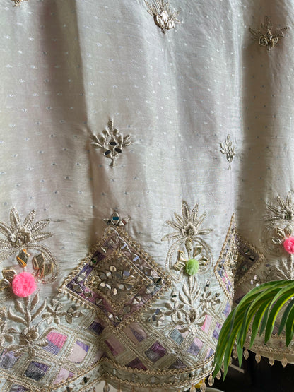 Luxurious Gotapatti Benarsi suit