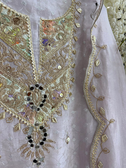 Luxurious Gotapatti Dori work Tissue silk suit
