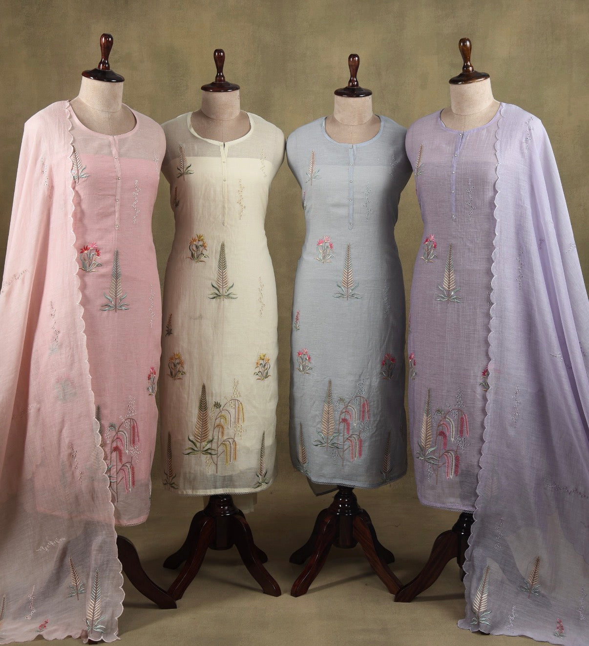 Luxurious Mul chanderi floral springs suit