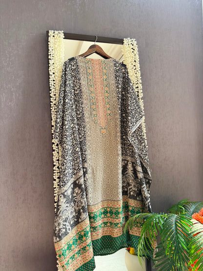 Pure crepe tilla work suit
