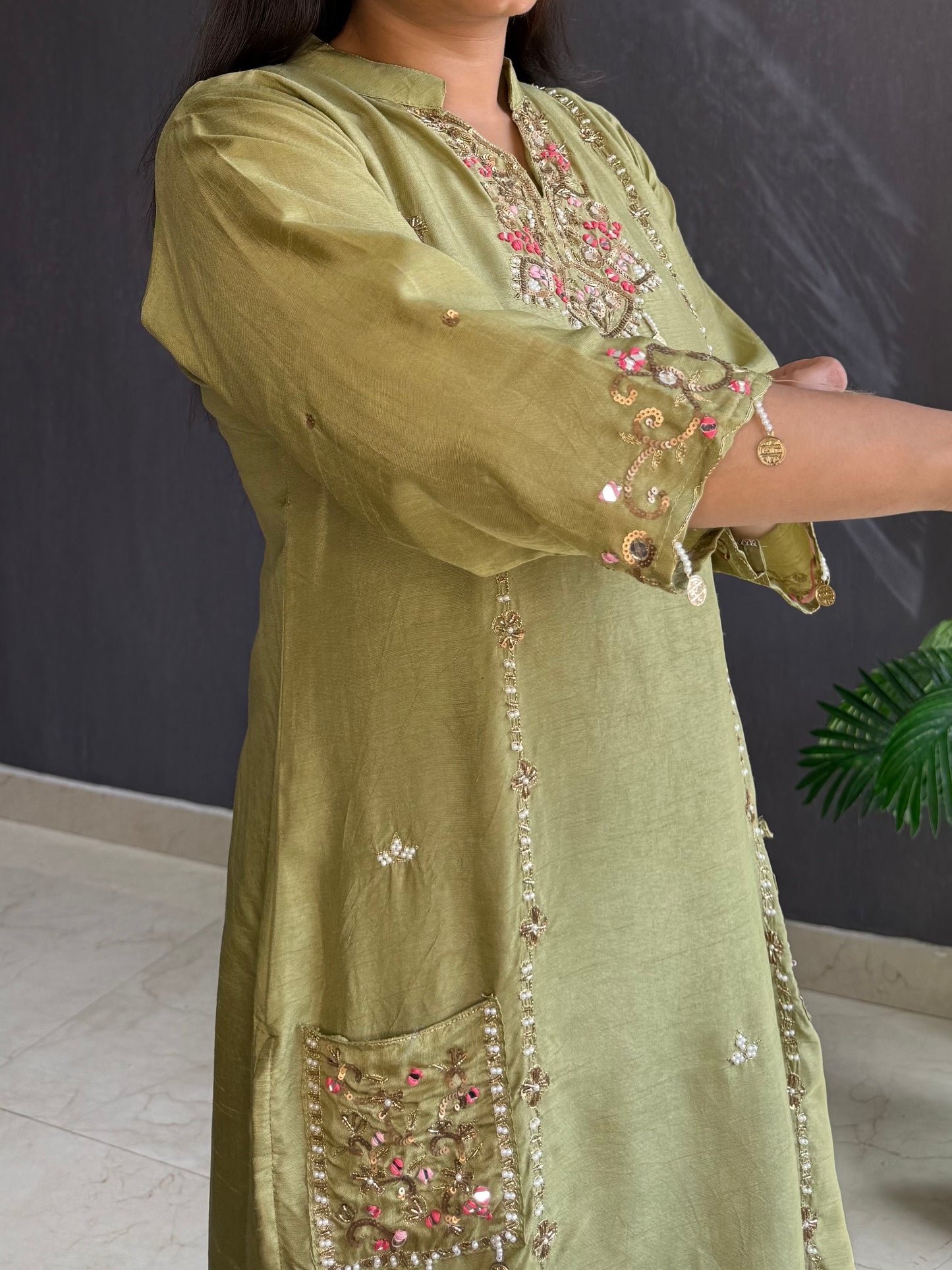 Handwork suit set