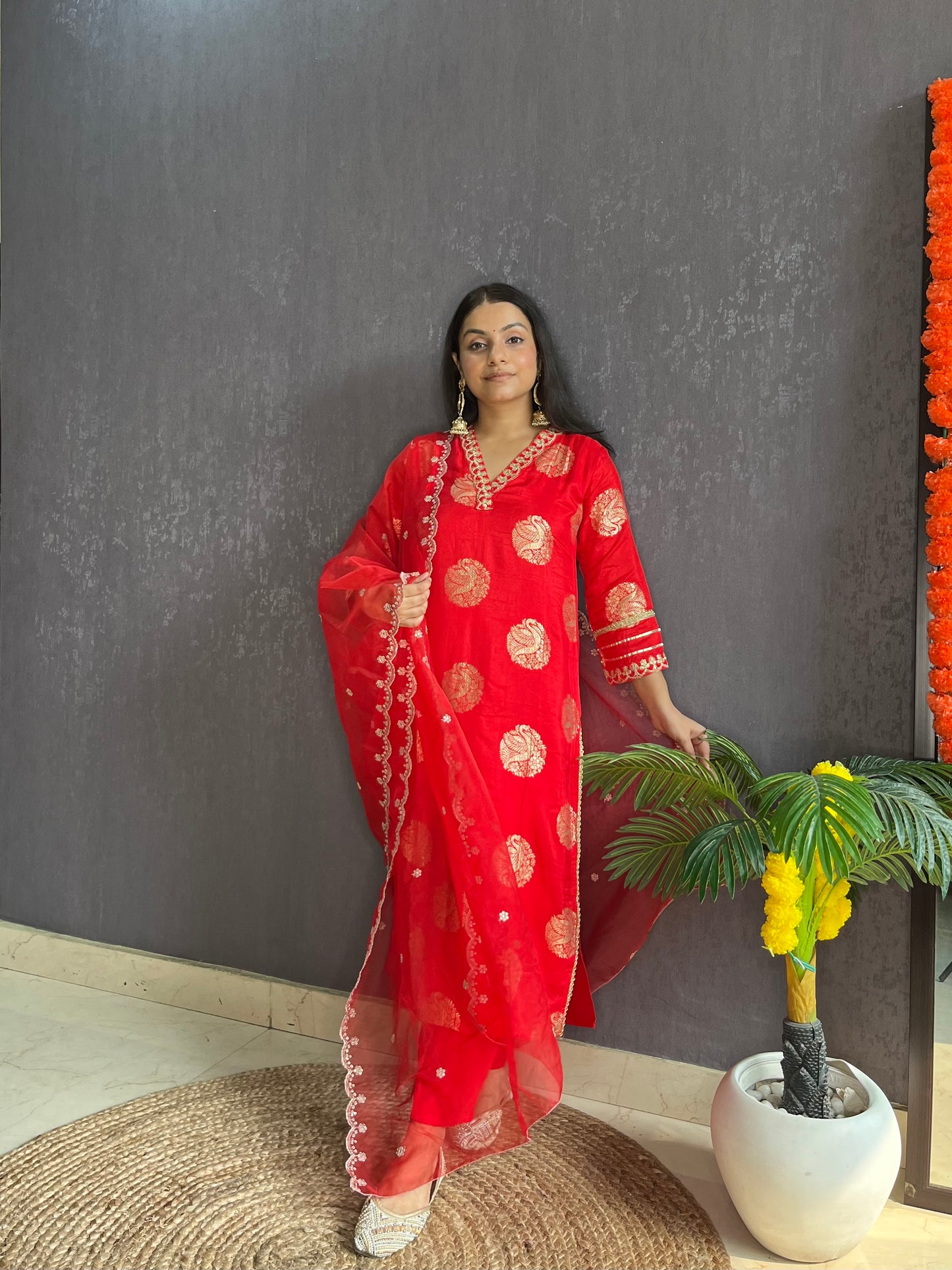 Benarsi aari work silk set