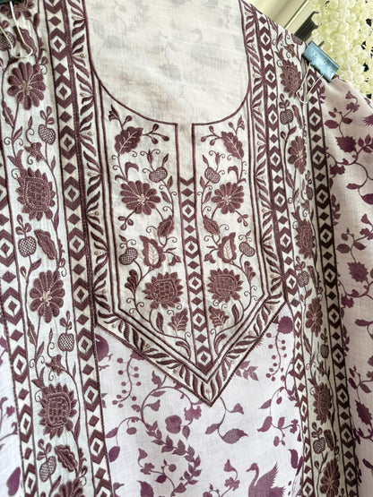 Luxurious Mul chanderi swans suit