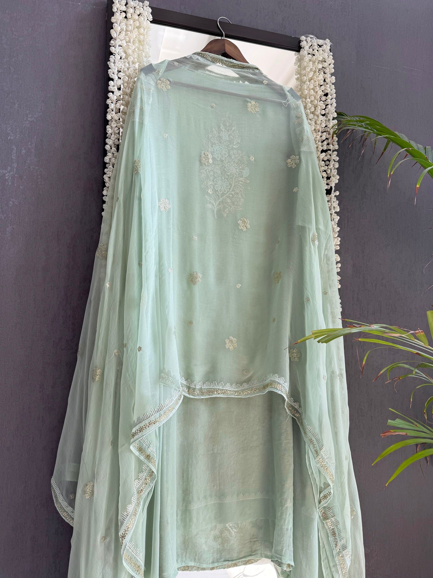 Pitta work crystal handwork suit