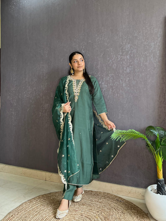 Handwork modal suit sets