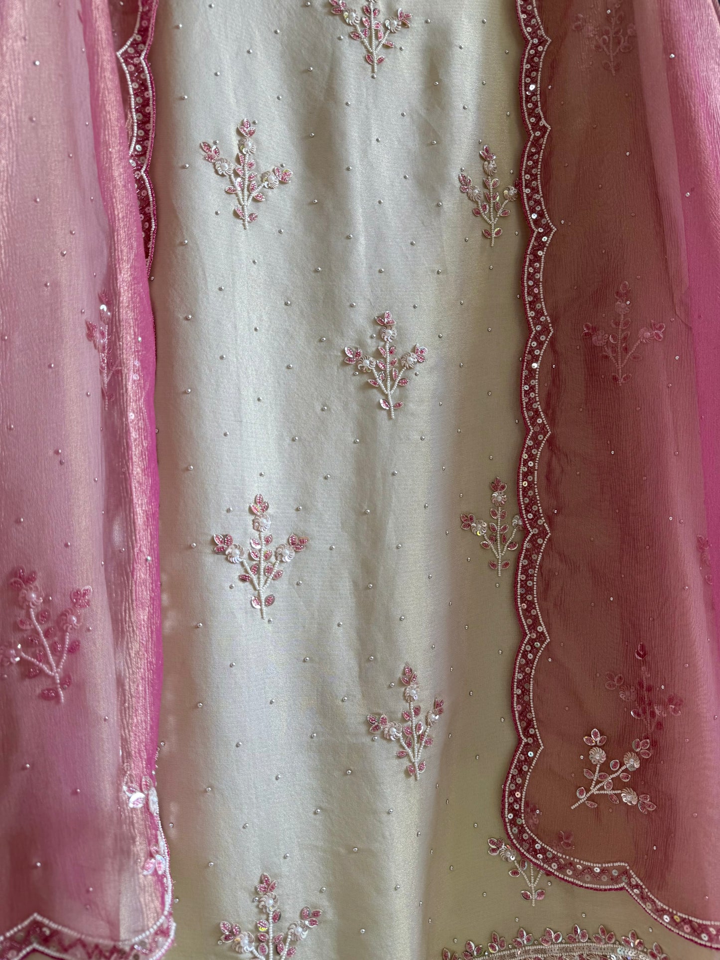 Luxurious dreamy handwork suit