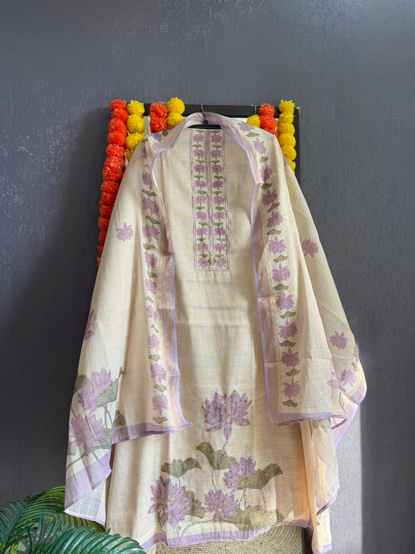 Pure linen lotus kantha work suit