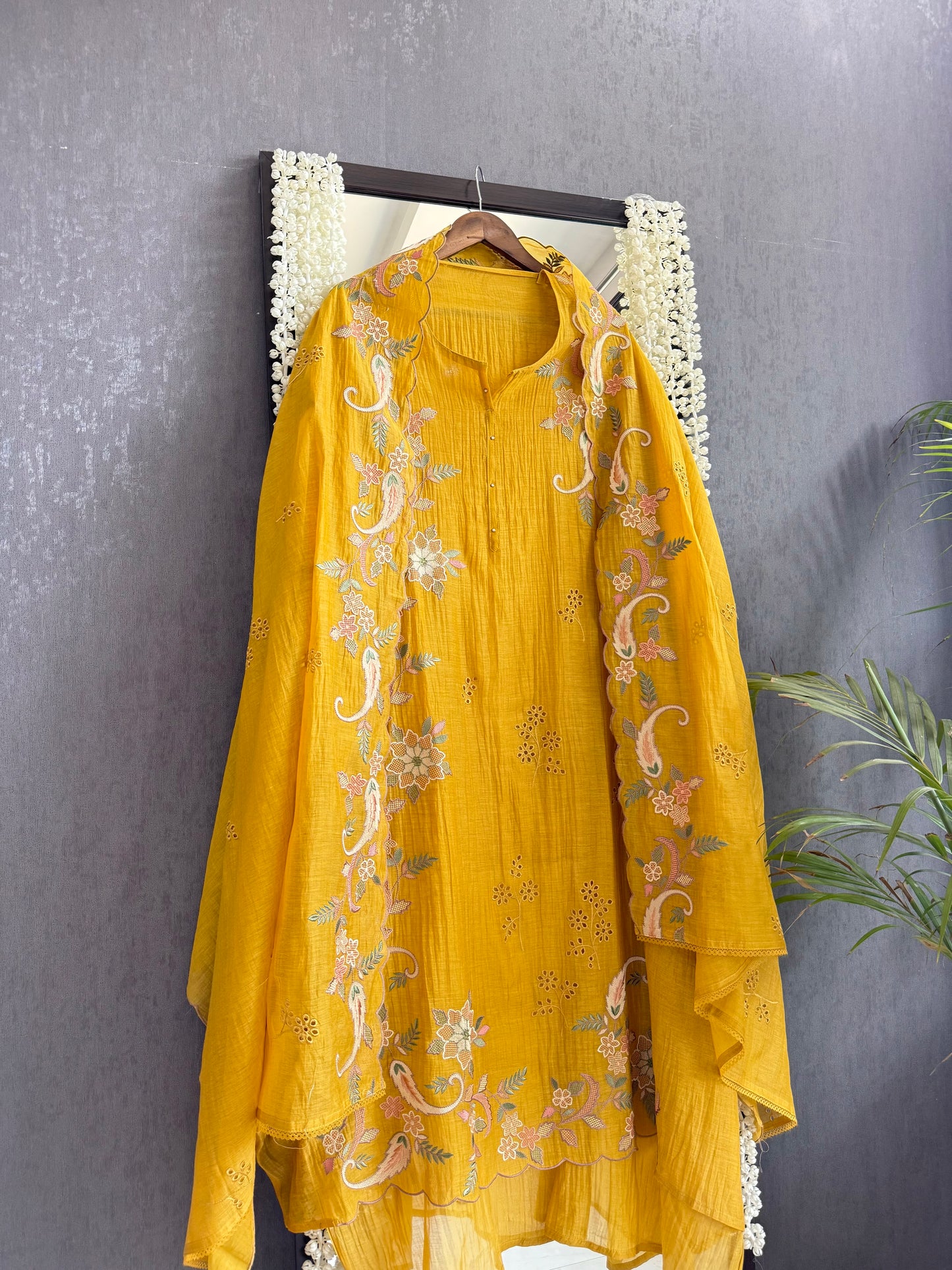 Luxurious Mul chanderi threadwork schiffili suit
