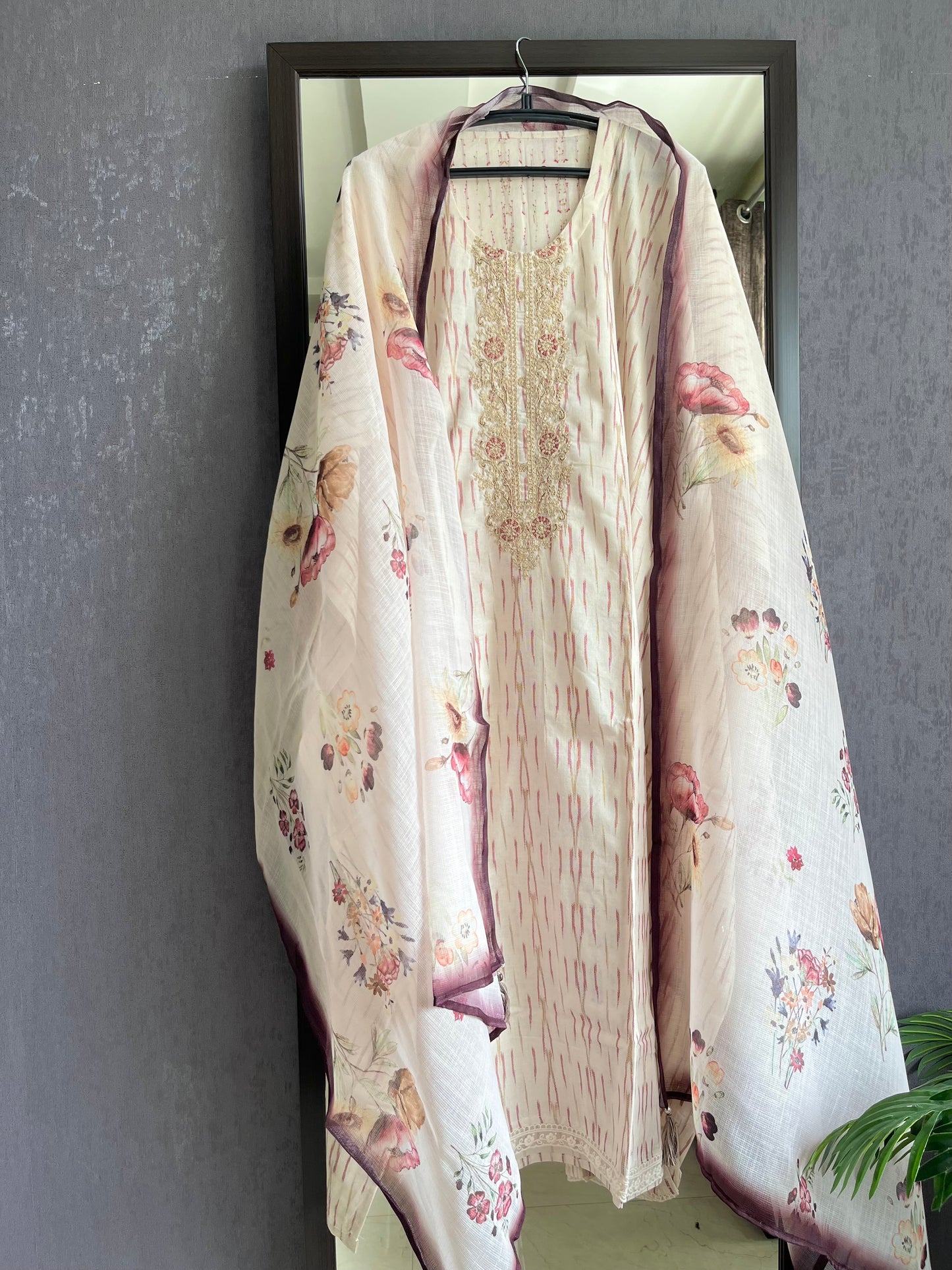 Cotton- Kota Aari work suits