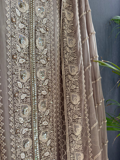Lucknowi handwork suit