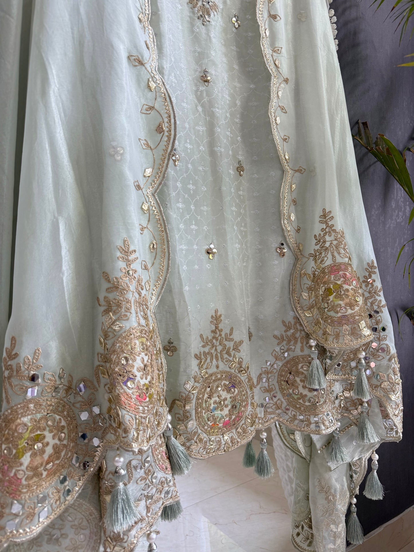Luxurious Gotapatti Dori work Tissue silk suit