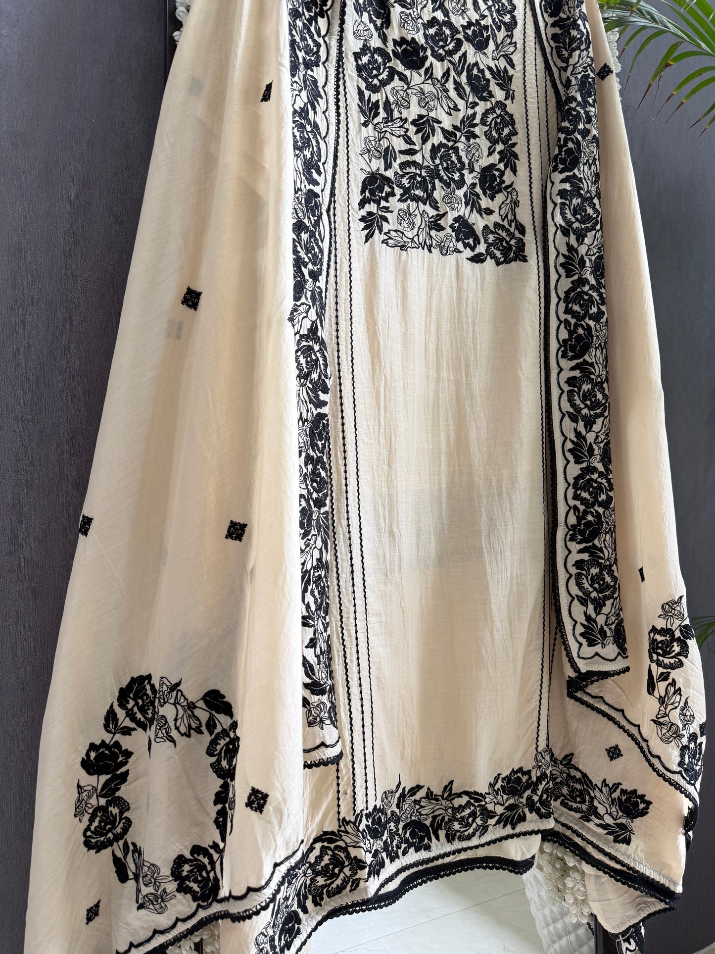Luxurious Mul chanderi Parsi work florals suit