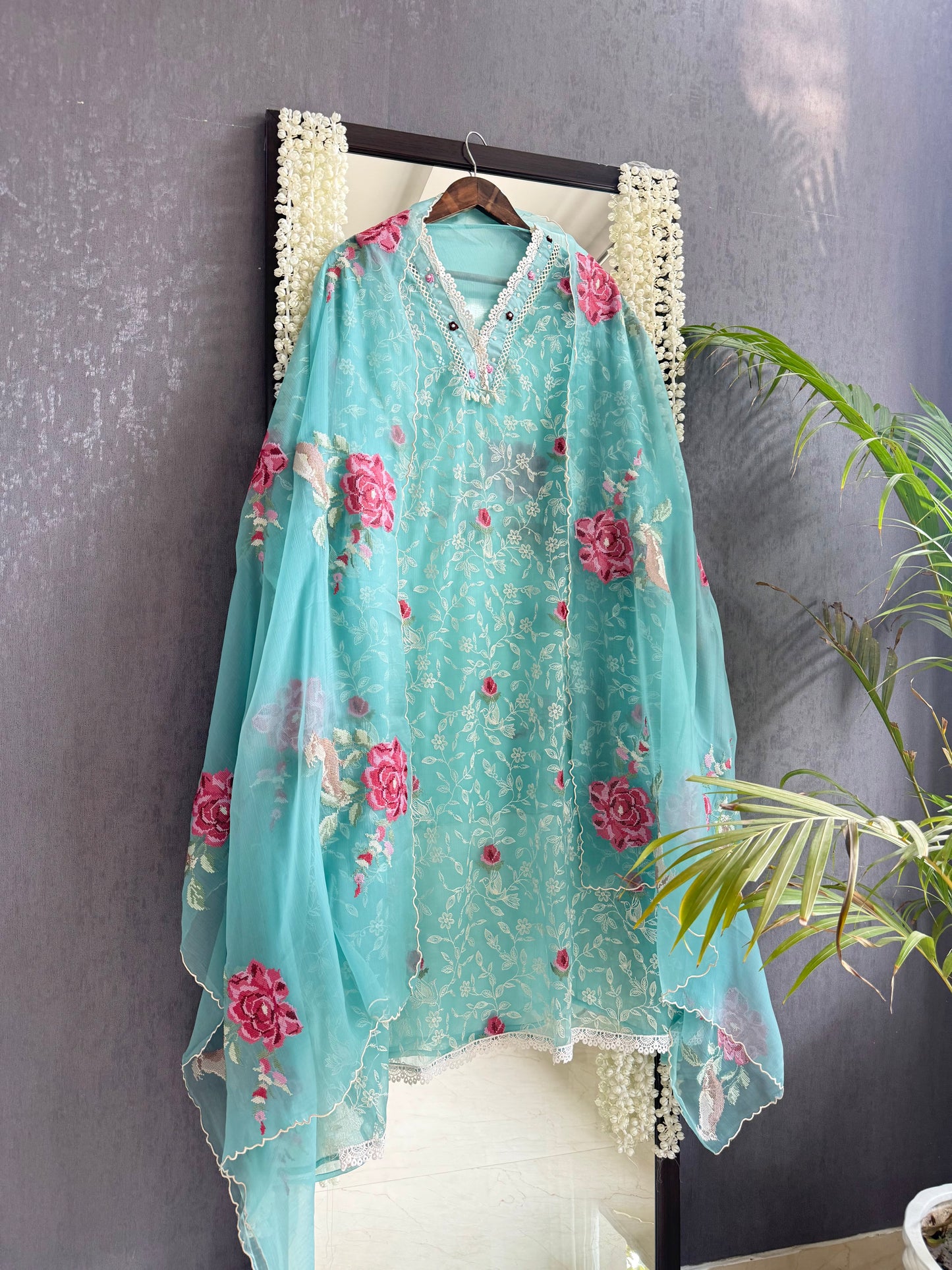 Cross stitch roses birds suit