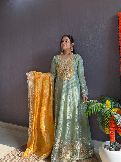 Luxurious Bandhani gotapatti anarkali set