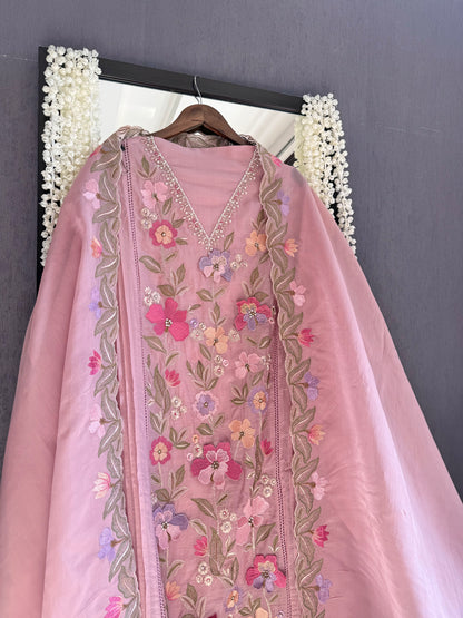 Luxurious organza appliqué work floral suit