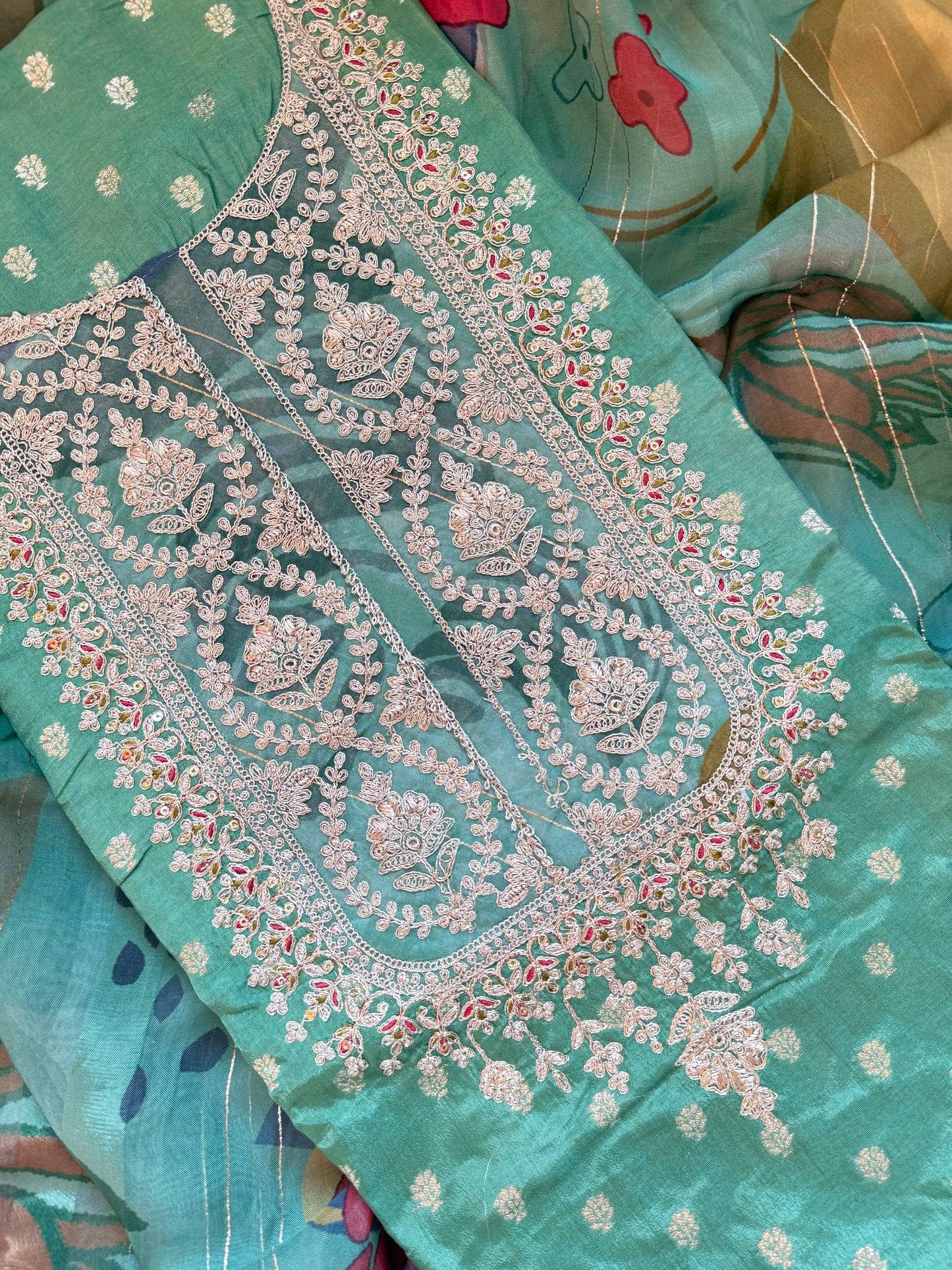 Benarsi aari work suit