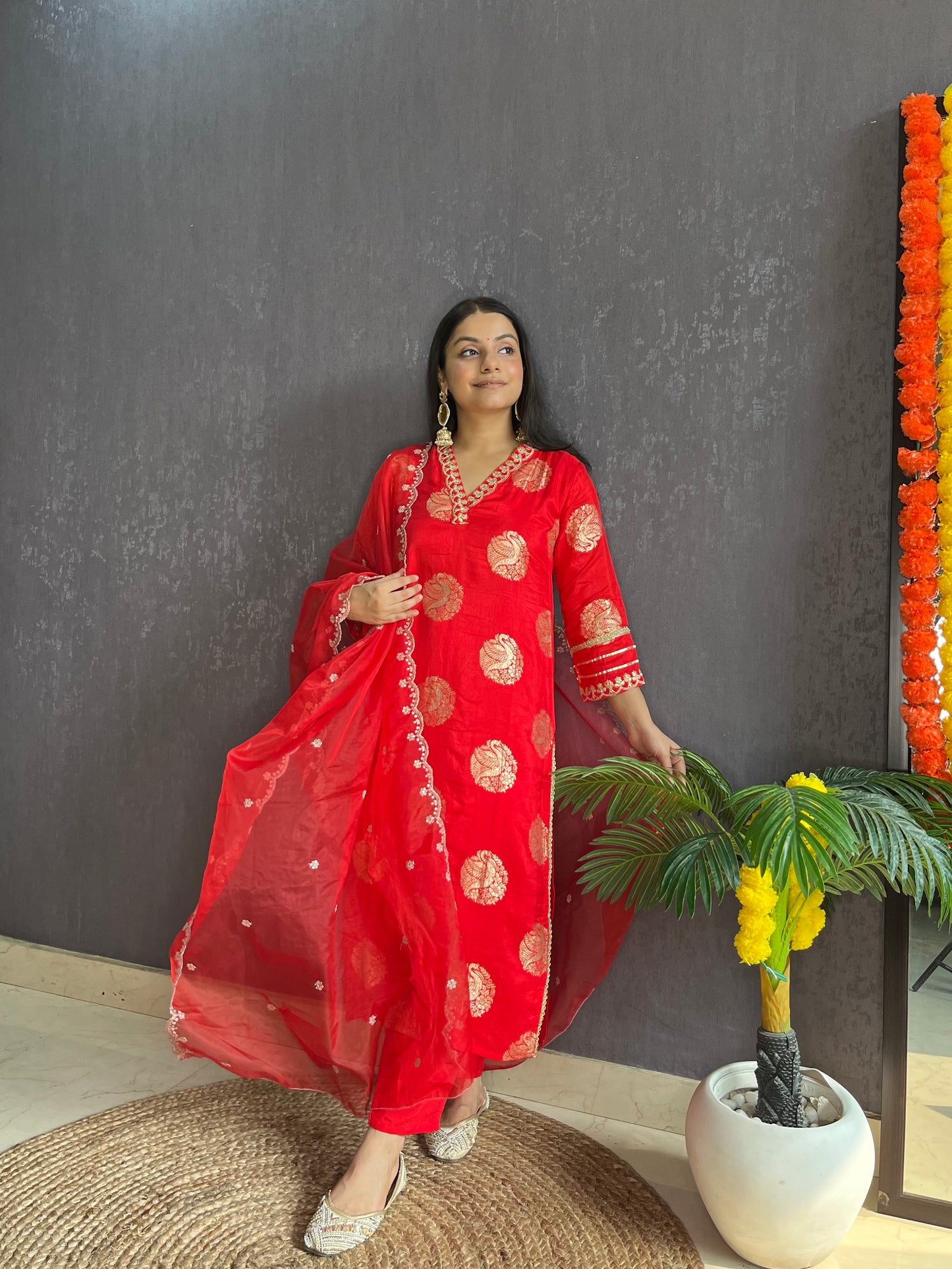 Benarsi aari work silk set