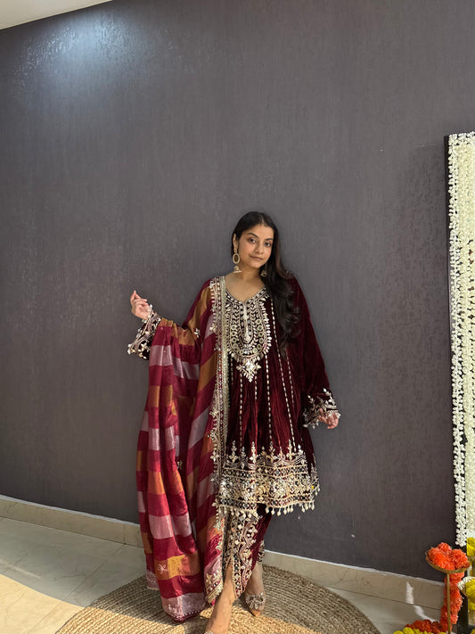 Luxurious gotapatti mirrorwork anarkali set