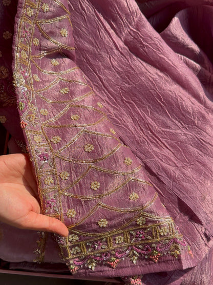 Luxurious Heeramandi suit