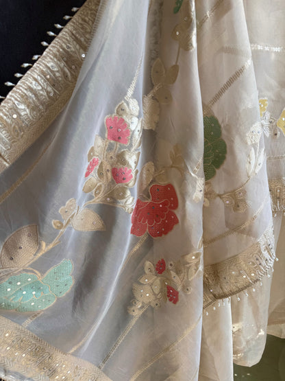 Luxurious handwork suit