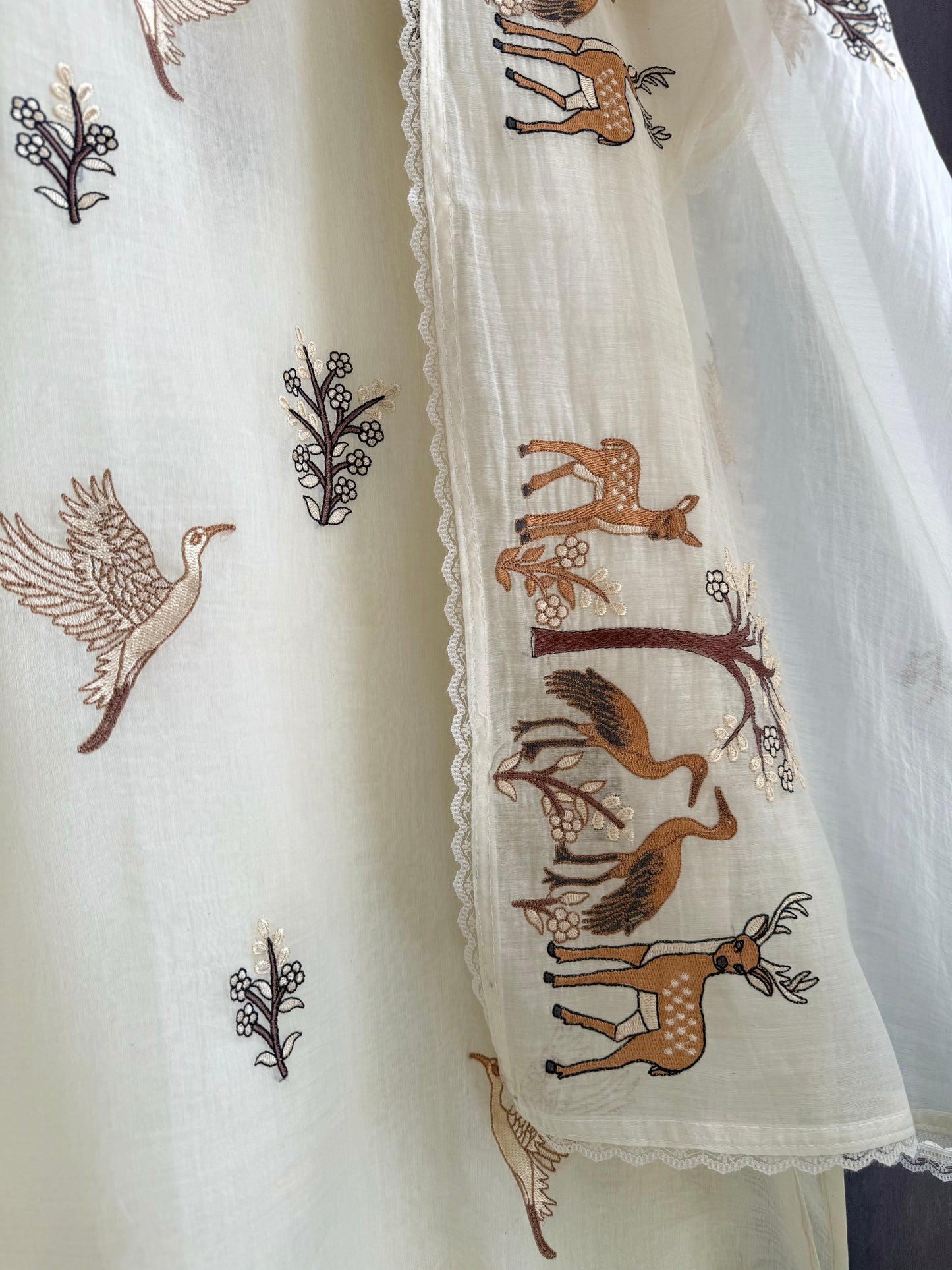 Luxurious Mul chanderi deers swans suit