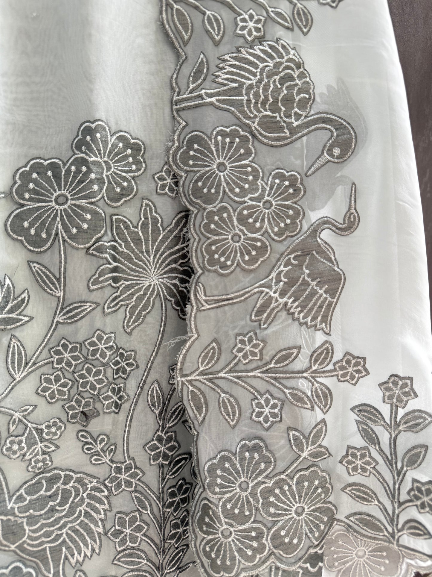 Organza appliqué work flamingos suit