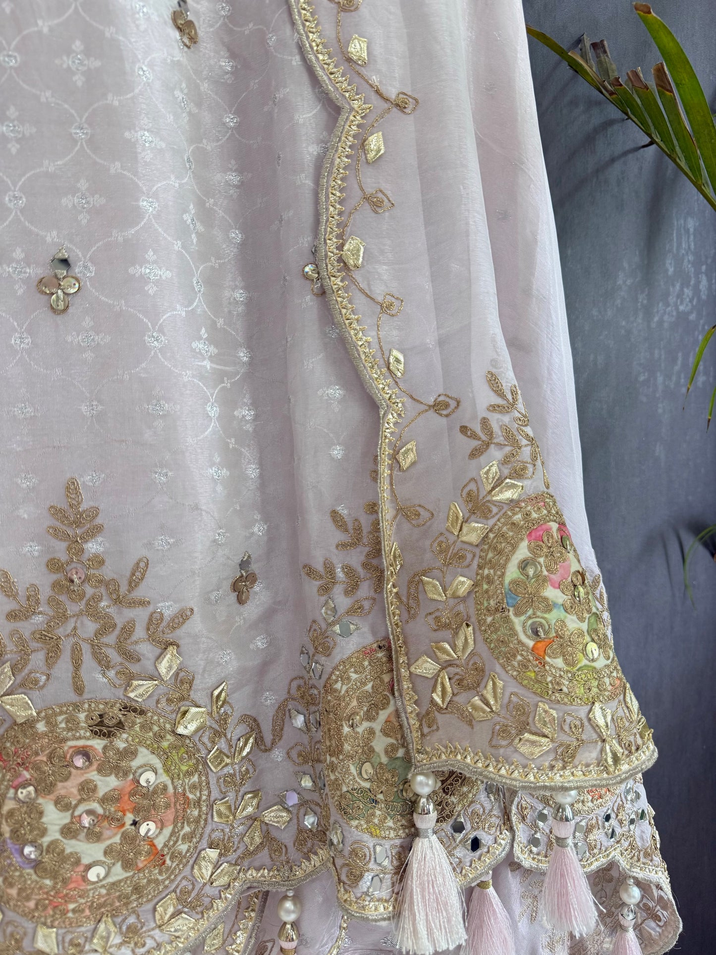 Luxurious Gotapatti Dori work Tissue silk suit