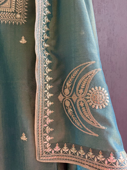 Luxurious Tissue silk suit