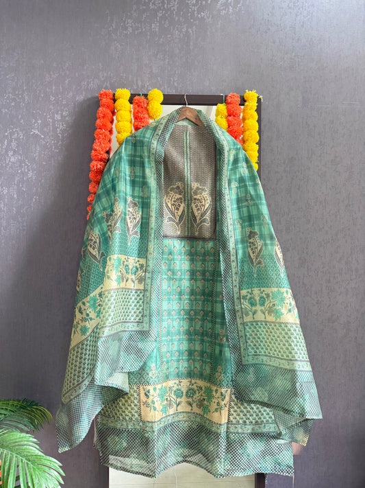 Maheshwari floral kantha work Unstitched suit