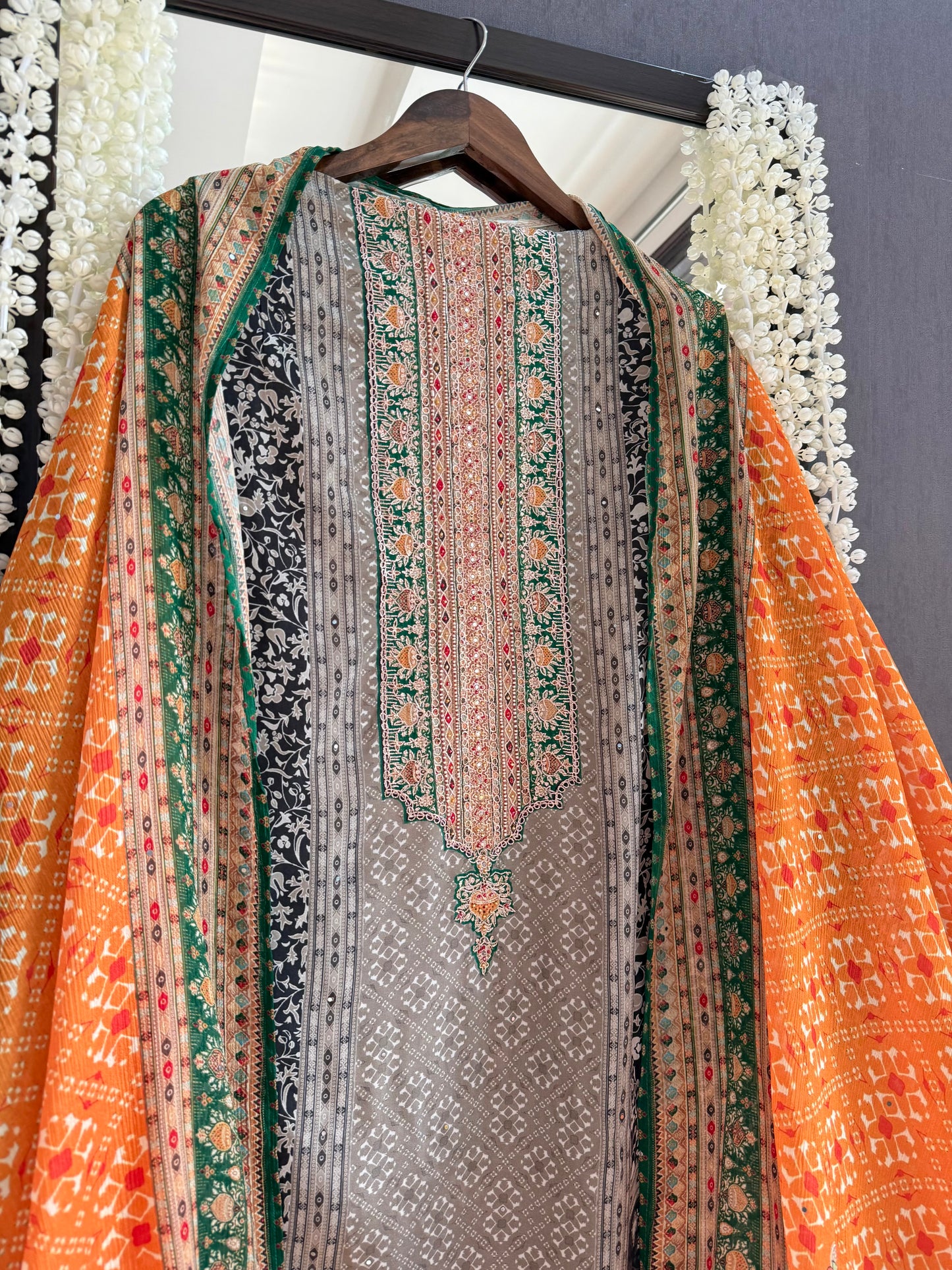 Pure crepe tilla work suit