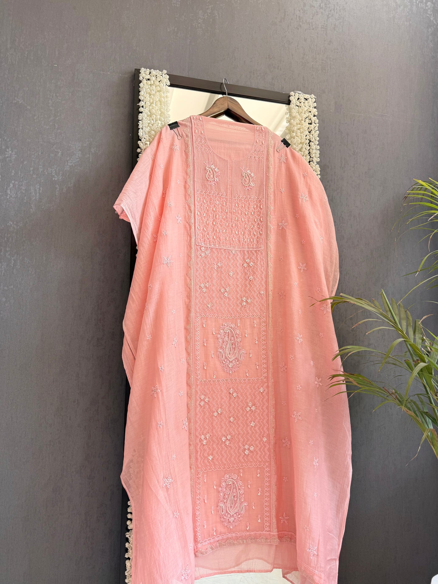 Luxurious Mul chanderi lucknowi paisley suit