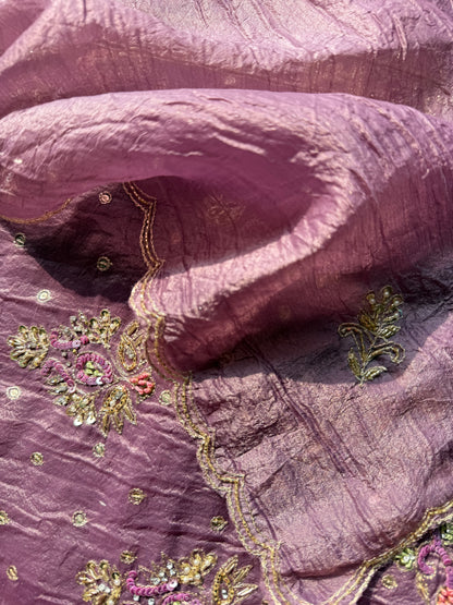 Luxurious Heeramandi suit