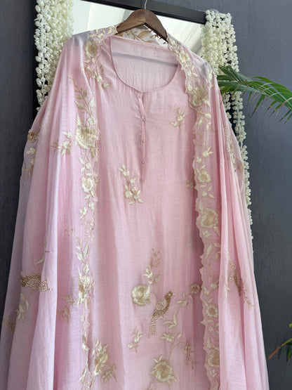 Luxurious Mul chanderi parsi thread suit