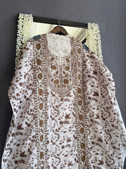 Luxurious Mul chanderi swans suit