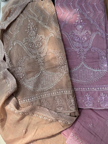 Luxurious Mul chanderi lucknowi bouquet suit