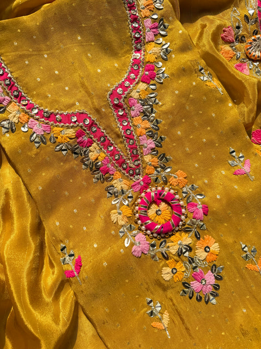 Luxurious Gotapatti Tissue silk suit