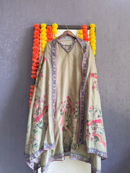 Pure linen birds frenchknot kantha work suit