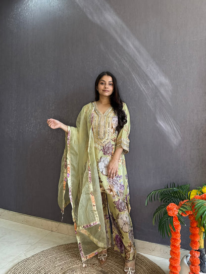 Mirrorwork Pakistani Suit