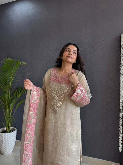 Luxurious crush tissue aari work set