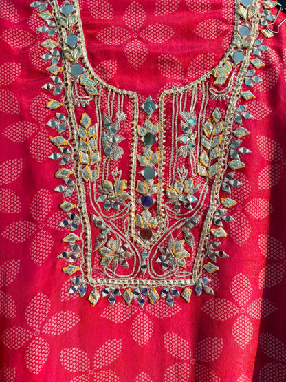 Luxurious Bhandej ombré gotapatti suits