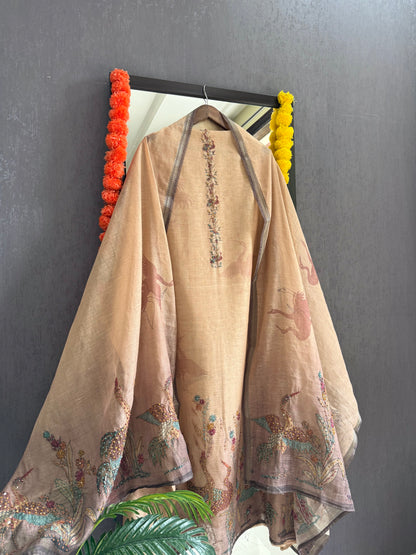 Pure linen birds frenchknot kantha work suit